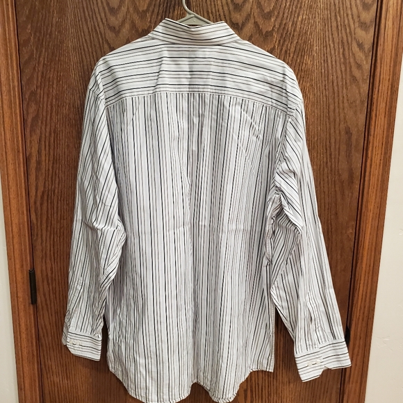 Men's Claiborne Long Sleeve Stripe Shirt Black/Grey Size XLT - Picture 2 of 4